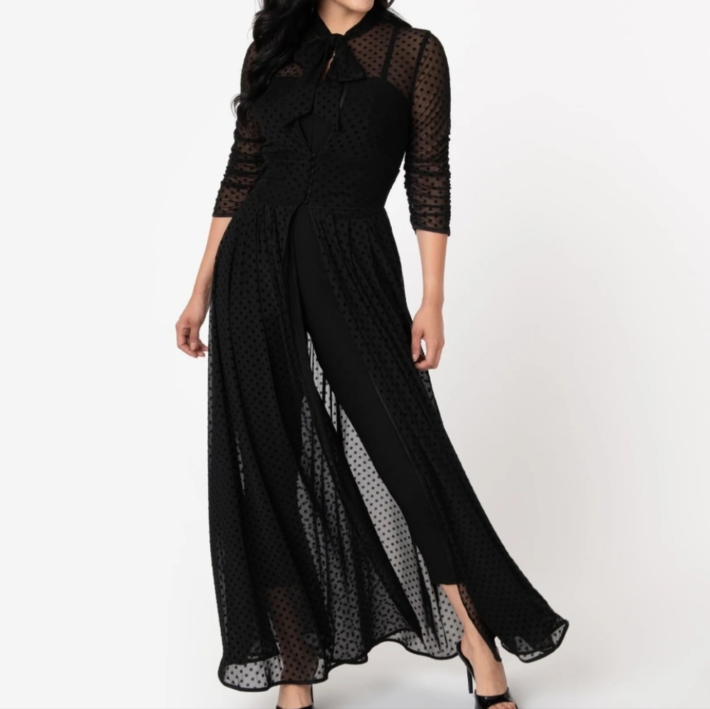 XL Unique Vintage Black Swiss Dot Starlet Duster